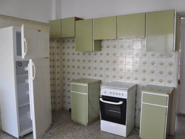 Flat To Rent in Köşklüçiftlik, Nicosia