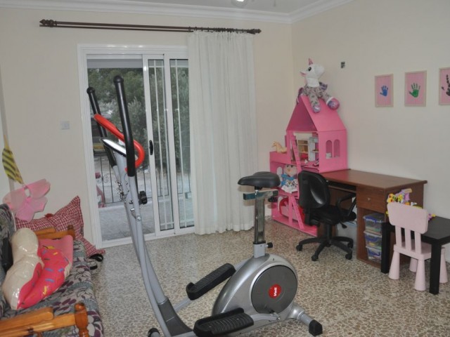 Flat For Sale in Ağırdağ, Kyrenia