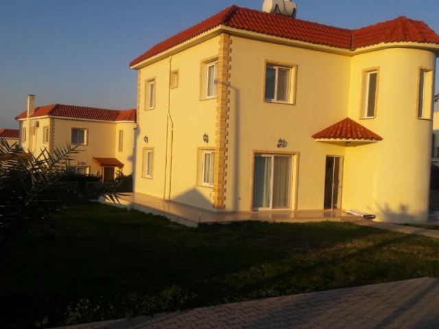 Girne Bahçeli Bölgesinde Satılık Müstakil Villa !!!