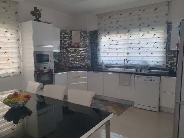 Villa For Sale in Hamitköy, Nicosia