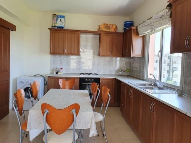 Penthouse For Sale in Küçük Kaymaklı, Nicosia