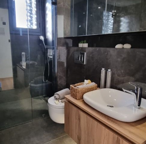 !!! VAT/TRANSFORMER INCLUDED !!! Super Luxury Residence Apartments with Full White Goods, Central Air Conditioning System, Elevator, Special Interior Design on the Main Artery in Küçük Kaymaklı !!! ** 