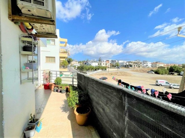 1st Floor Flat for Sale in Hamitköy, Nicosia !!! ** 