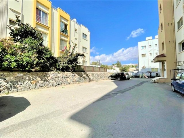 Hamitköy in Nikosia zu verkaufen 1. Etage Wohnung !!! ** 