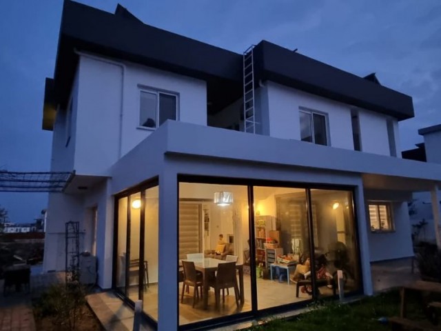 350m2 4 Schlafzimmer,Kamin,Super Luxus-Villa zum Verkauf in Bosporus!!! ** 