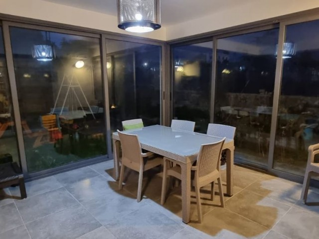 350m2 4 Schlafzimmer,Kamin,Super Luxus-Villa zum Verkauf in Bosporus!!! ** 