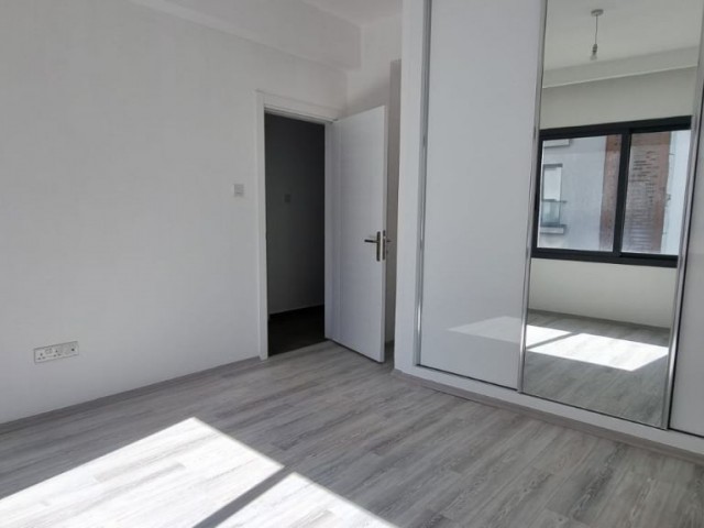 3+1 Flats for Sale in Nicosia Köşklüçiftlik Area !!! ** 