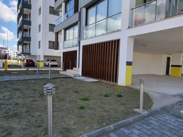 3+1 Flats for Sale in Nicosia Köşklüçiftlik Area !!! ** 