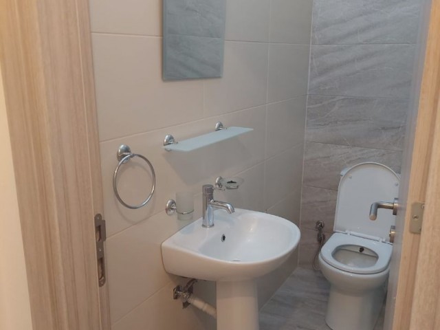 Gönyeli Bölgesinde Kiralık 2+1 Eşyalı Sıfır  Daire  !!!