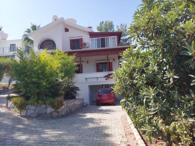 Villa for Sale in Çatalköy Area!!!