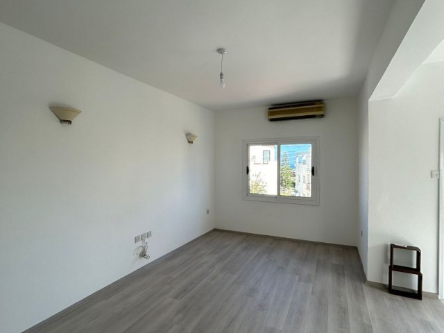 3+1 Flat for Sale in Kyrenia Zeytinlik Area!!!