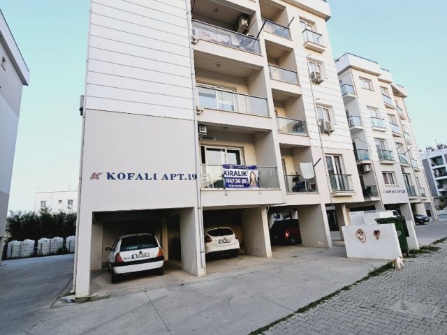 2+1 Flat for Rent in Küçük Kaymaklı Area!!!