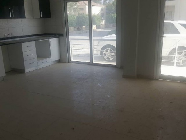 Flat For Sale in Küçük Kaymaklı, Nicosia