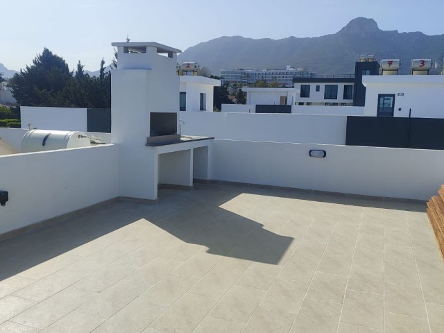 2+1 FLATS FOR SALE IN ÇATALKOY, KYRENIA, ON THE HIGHWAY