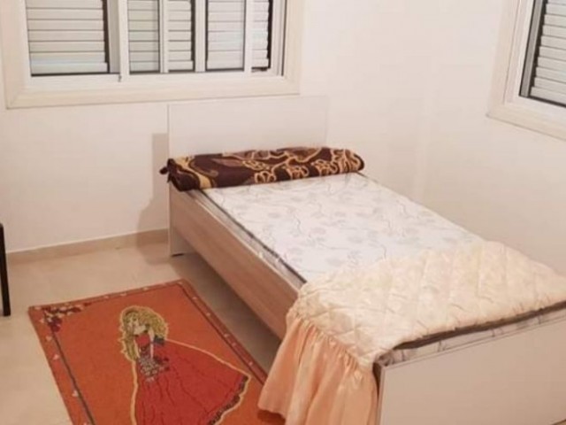 Lefkoşa Gönyelide sahibinden kiralık 3+1 full eşyalı daire- Aylık ödemeli 2 depozit (05338414360)