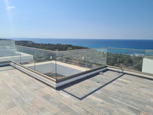 Kantara Evergreen 2+1 Penthouse with Roof Top in first Sea Row