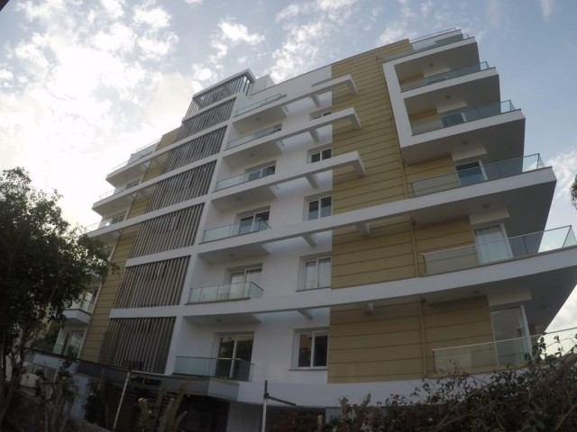 1+1 apartment for sale with high rental yield in a zero-lift building near the Rixias site in Kyrenia Central TEL: 05338445618 ** 