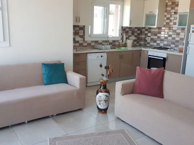 Flat To Rent in Karaoğlanoğlu, Kyrenia