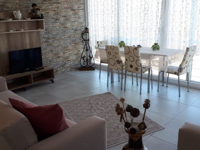 Flat To Rent in Karaoğlanoğlu, Kyrenia