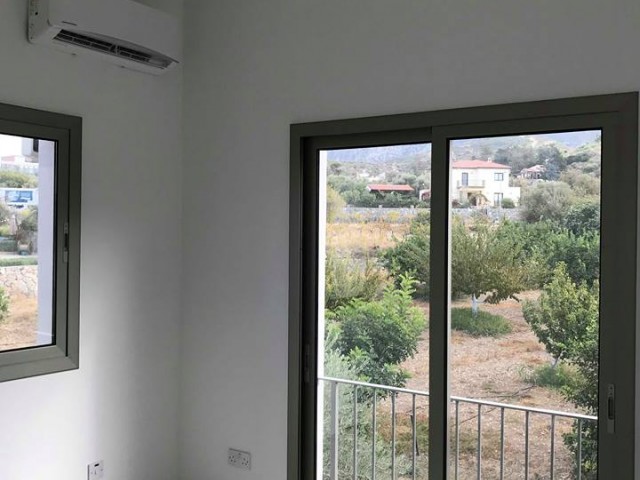 Flat To Rent in Alsancak, Kyrenia