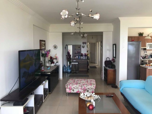 Flat To Rent in Alsancak, Kyrenia