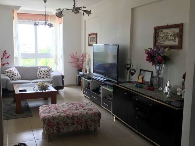 Flat To Rent in Alsancak, Kyrenia