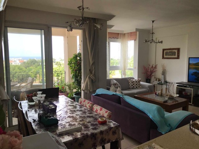 Flat To Rent in Alsancak, Kyrenia