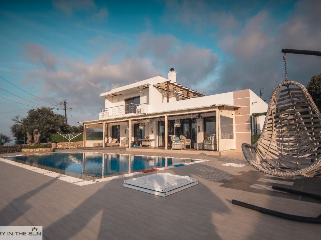 VOLL EINGERICHTETE VILLA MIT 3 SCHLAFZIMMERN UND POOL ZUM VERKAUF IN ESENTEPE, KYRENIA !!