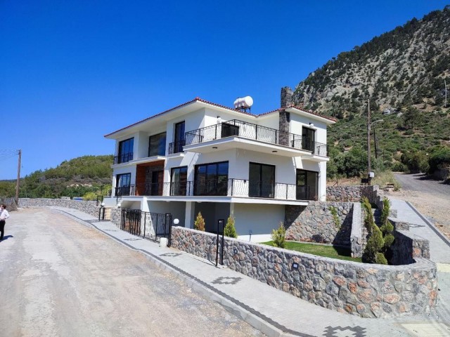 EINZIGARTIGE LUXUSVILLA MIT 4 SCHLAFZIMMERN IN ILGAZ KYRENIA!!