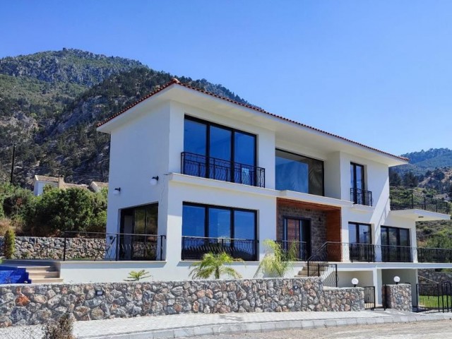 EINZIGARTIGE LUXUSVILLA MIT 4 SCHLAFZIMMERN IN ILGAZ KYRENIA!!