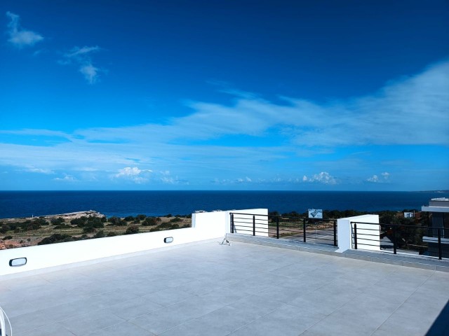 Sophisticated 2-Zimmer-Wohnung mit großzügiger Dachterrasse und Meerblick in Esentepe, Kyrenia