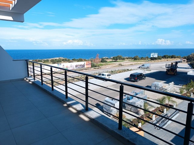 Sophisticated 2-Zimmer-Wohnung mit großzügiger Dachterrasse und Meerblick in Esentepe, Kyrenia