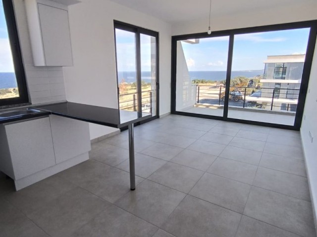 Sophisticated 2-Zimmer-Wohnung mit großzügiger Dachterrasse und Meerblick in Esentepe, Kyrenia