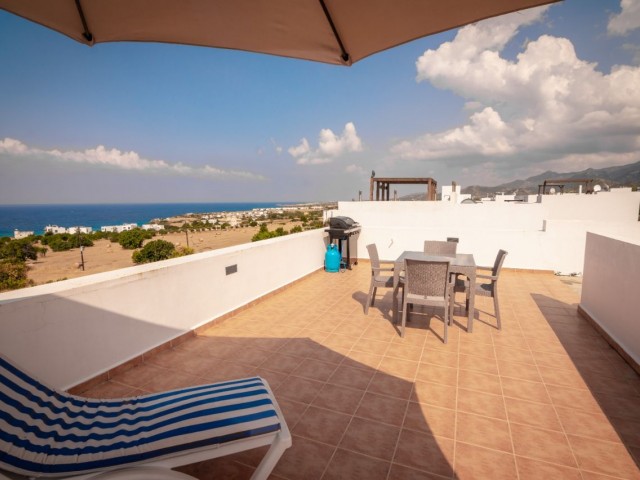 Captivating Coastal Living: 2-BR Penthouse in Bahceli, Kyrenia