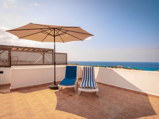 Faszinierendes Küstenleben: 2-Zimmer-Penthouse in Bahceli, Kyrenia