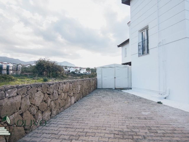 Geräumige Villa mit atemberaubendem Meerblick in der Nähe des Dorfes Esentepe !!