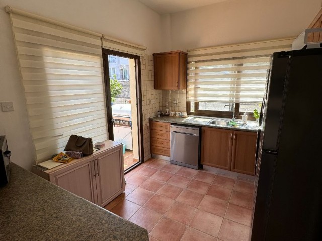 Reizende 3-Zimmer-Villa mit Pool und Privatgarten in Bahçeli, Kyrenia