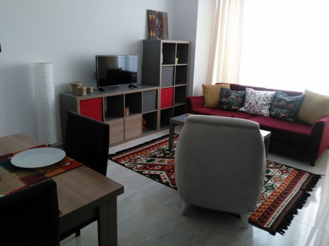 2 Bedroom Flat for Rent in Kyrenia Center (Barış Park Area)