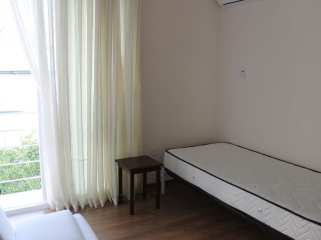 GİRNE MERKEZ 90m2 2+1 DAİRE, EŞDEĞER KOÇAN DEVİR veya KREDİ İÇİN HAZIR! Ref: GE513