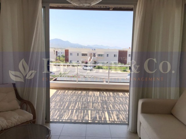 2 + 2 fully furnished, top floor apartment