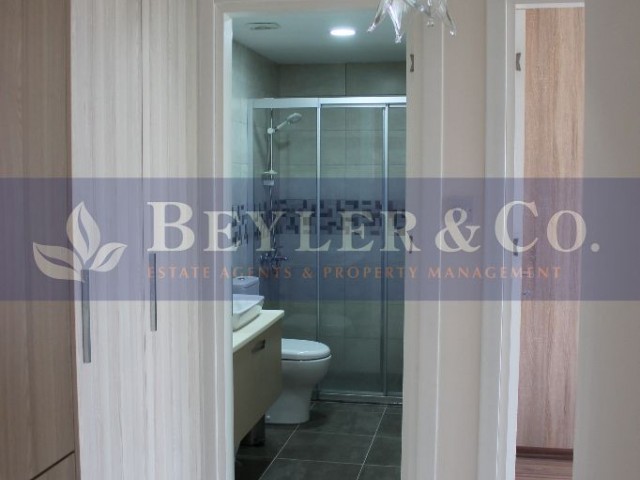 ** Preis DUSTU * * Kyrenia Zentrum de, ful esyali 2 + 1 Wohnung-Ref: GE513 ** 