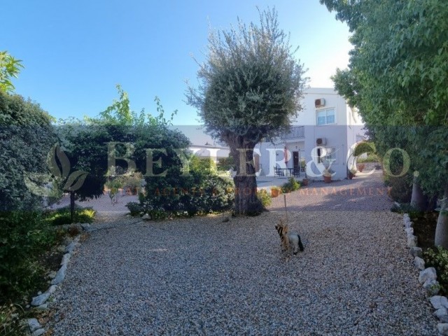 3 bedroom villa with private pool and garden - OY575