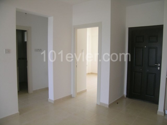 2 Bedroom Garden Apartment - Deeds Available Ref: TU523