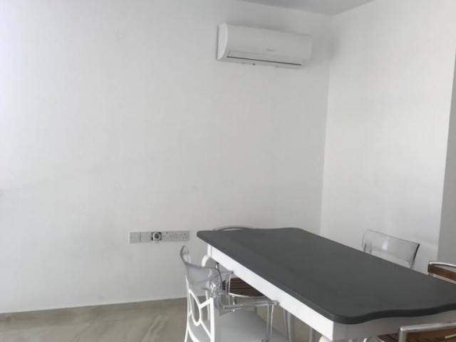 Girne Karaoğlanoğlunda  Kiralık Dükkan