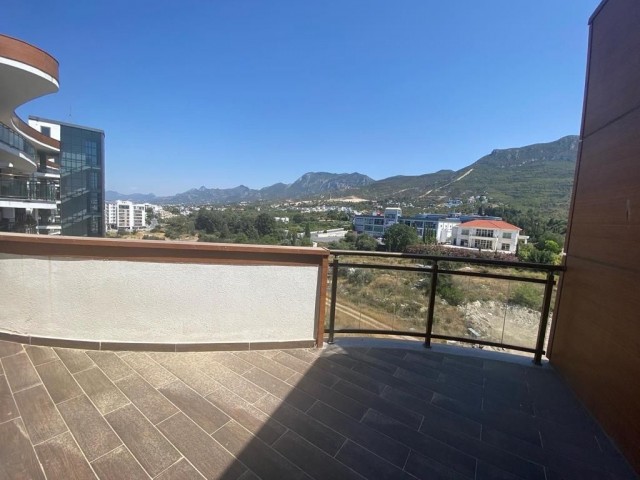 Flat For Sale in Yukarı Girne, Kyrenia