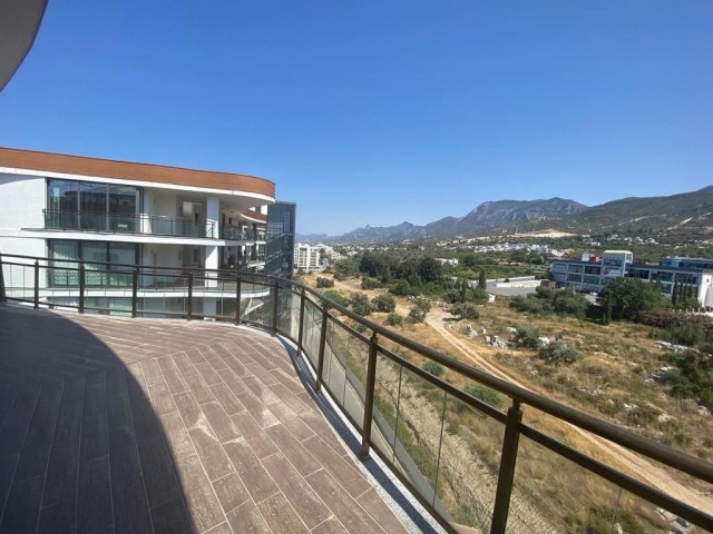 Flat For Sale in Yukarı Girne, Kyrenia