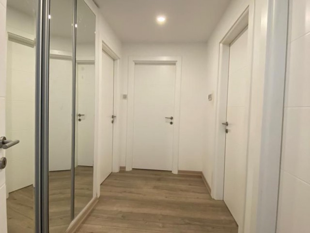 Flat For Sale in Yukarı Girne, Kyrenia