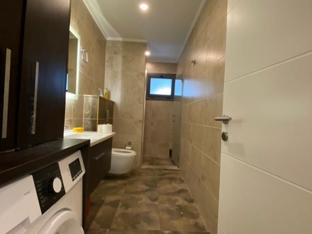 Flat For Sale in Yukarı Girne, Kyrenia