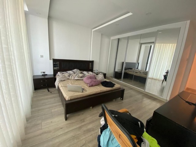 Flat For Sale in Yukarı Girne, Kyrenia