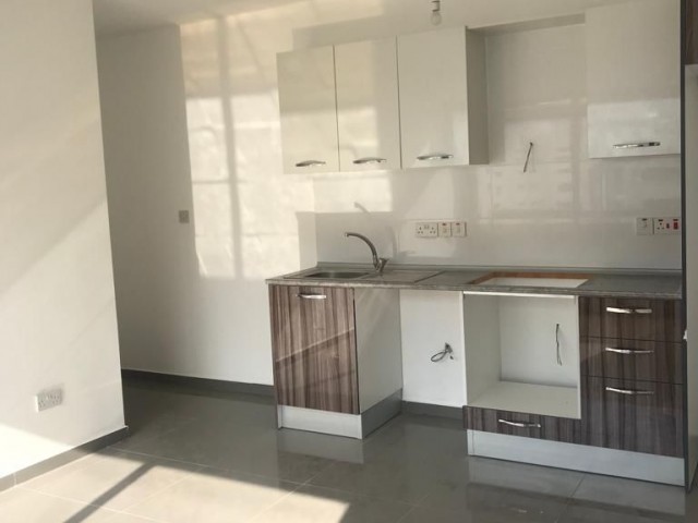 Flat For Sale in Yukarı Girne, Kyrenia